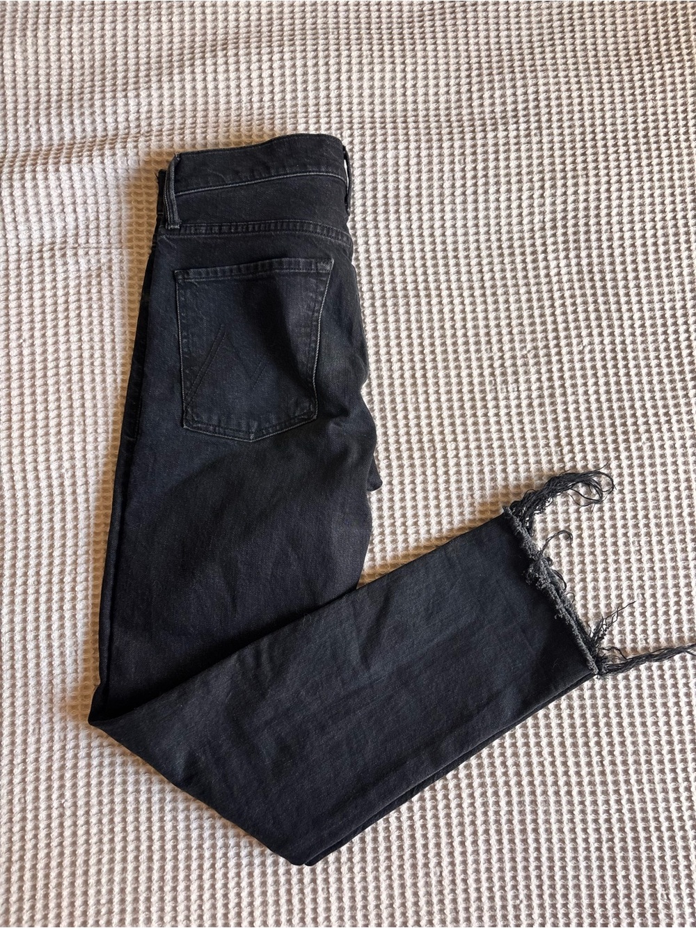 Mothers Frayed Cropped Women’s Jeans in Black